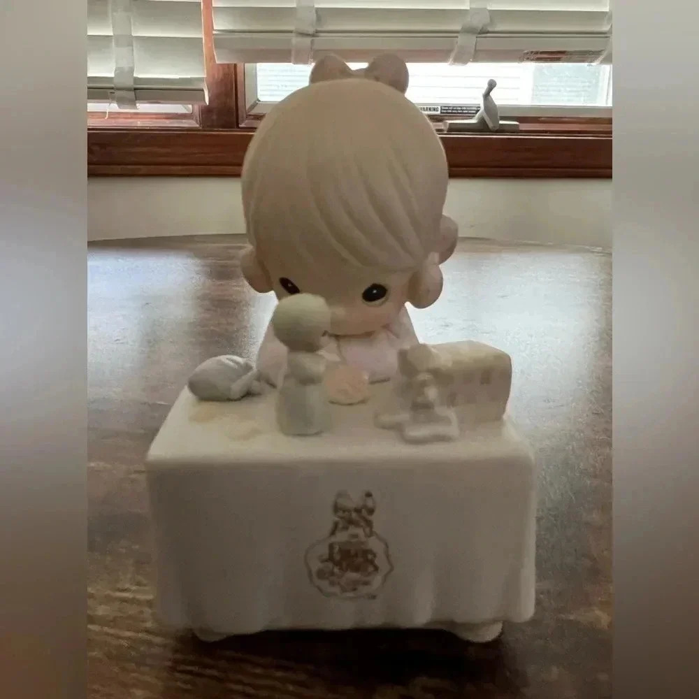 RETIRED: Enesco Precious Moments | 1989 My Happiness.